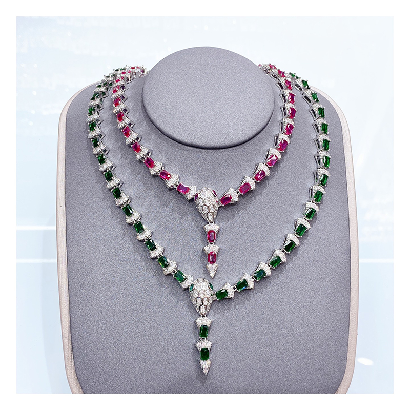 Fashion Snake CZ Jewelry Collection D1136